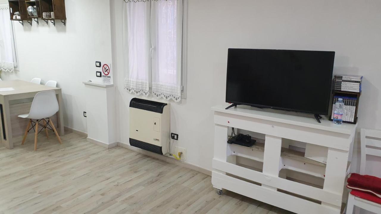 Bomboniera Apartment Комакио Екстериор снимка