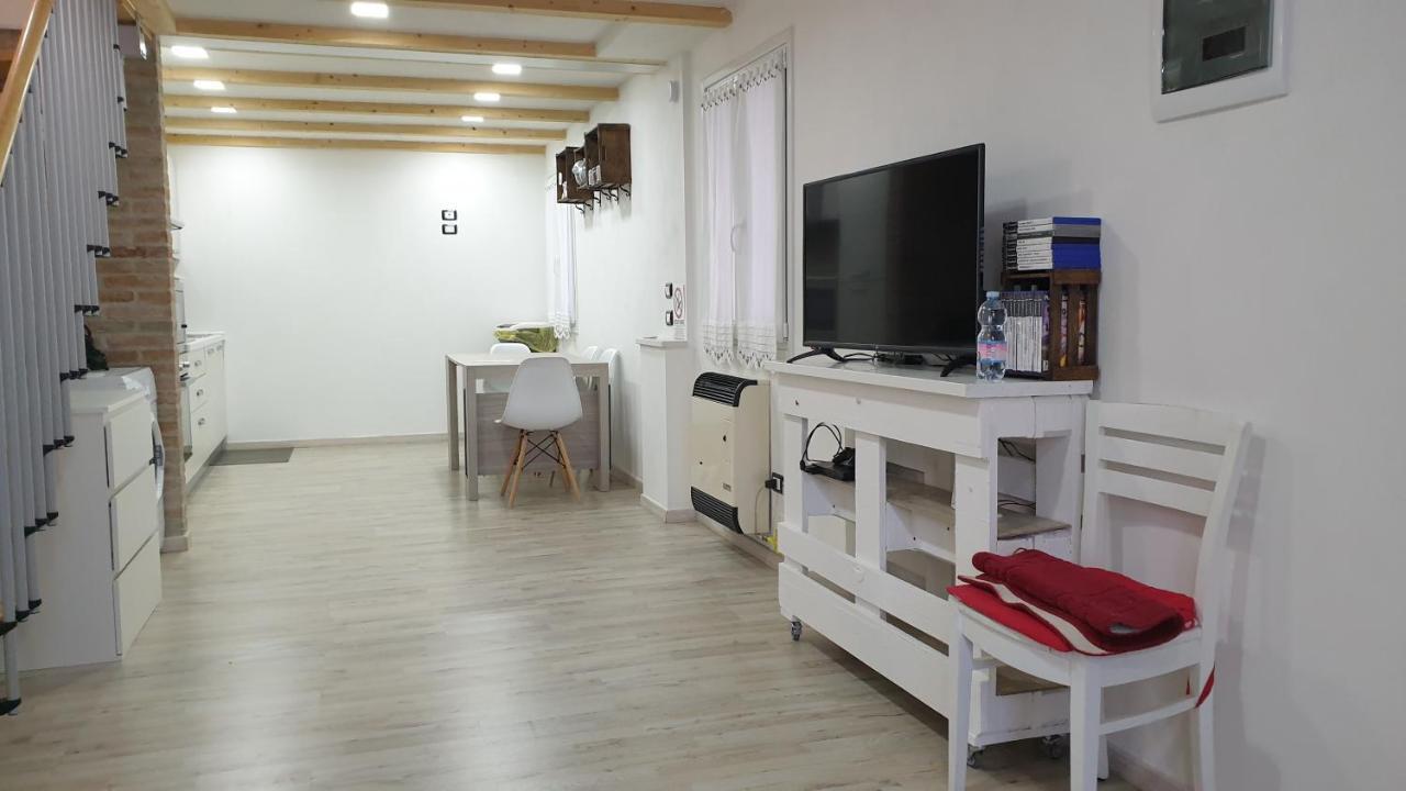 Bomboniera Apartment Комакио Екстериор снимка
